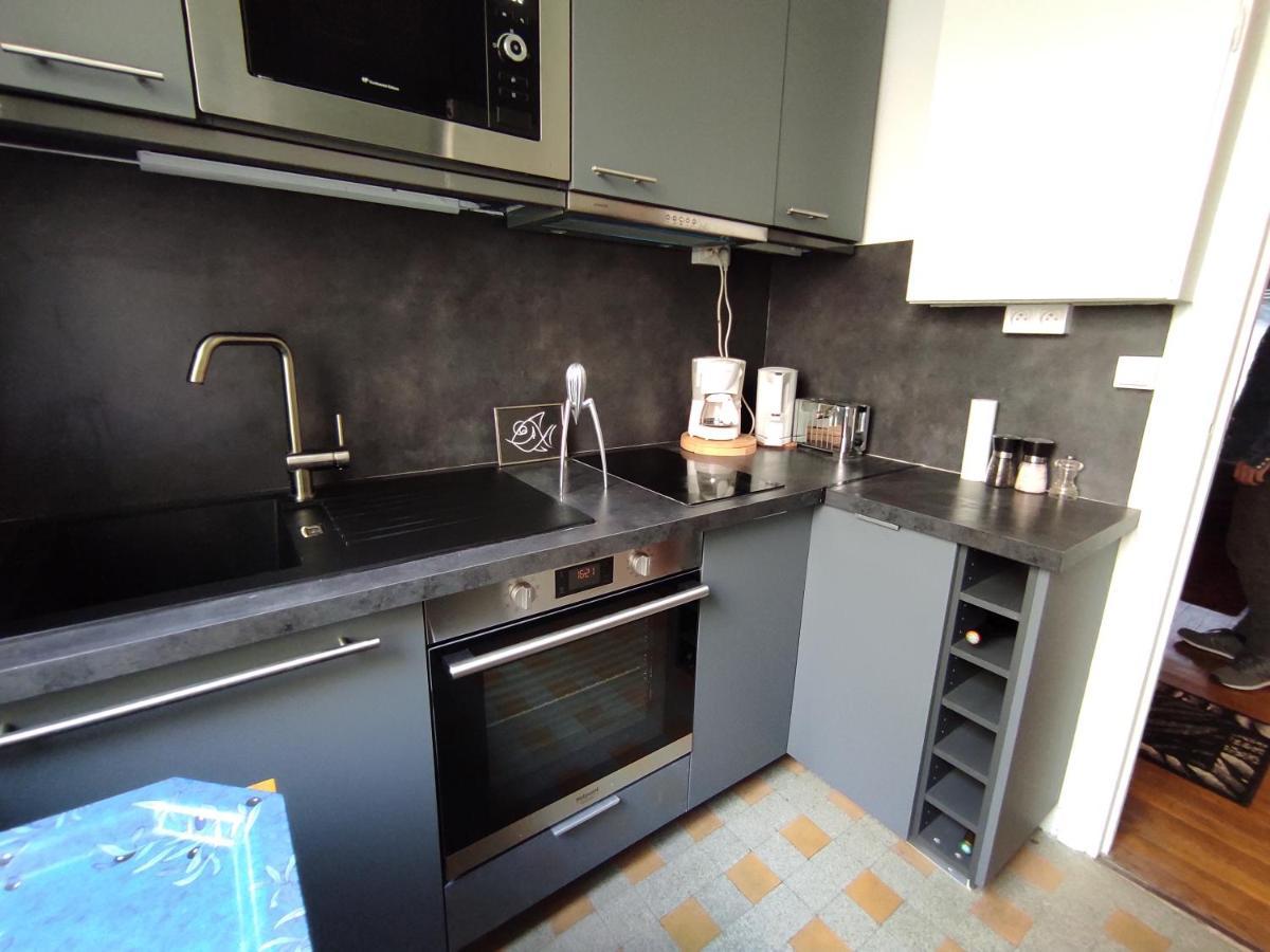 F2 En Rez De Chaussee * Neuilly-sur-Seine